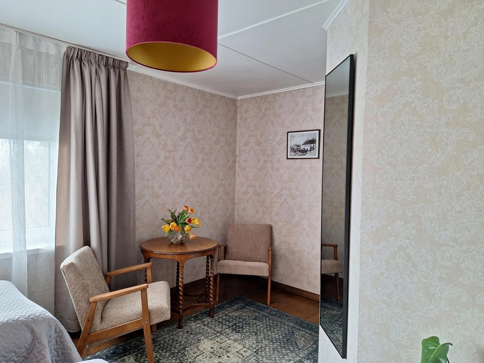 Kraavi Guest Hostel Kuressaare Exterior photo