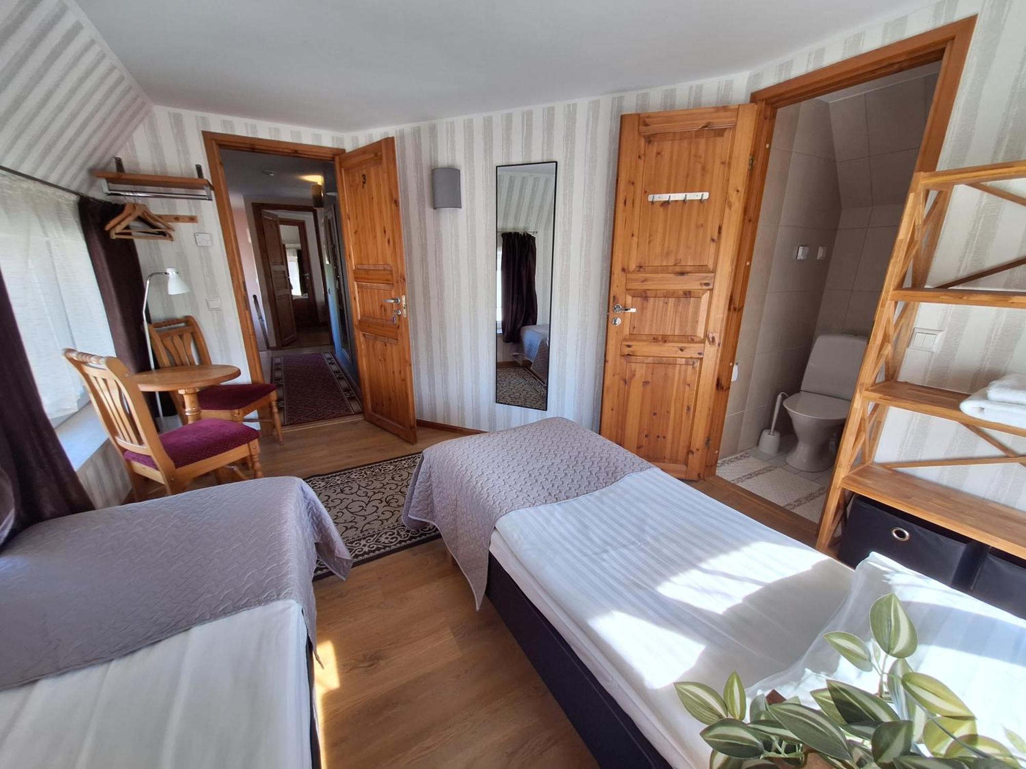 Kraavi Guest Hostel Kuressaare Exterior photo